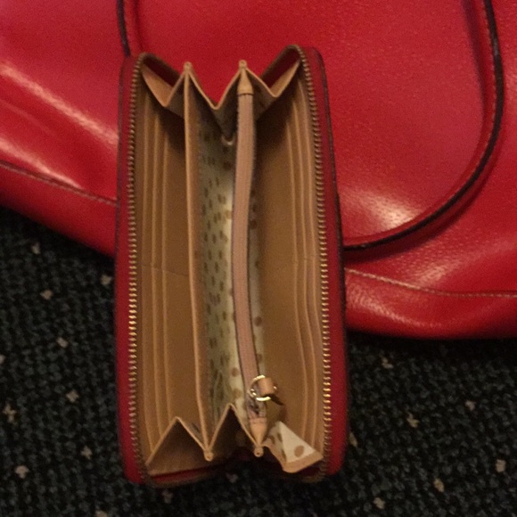 Wallet - Picture 2 of 2